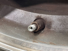 Load image into Gallery viewer, Wheel Rim Cadillac SRX 2004 - NW196067