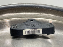 Load image into Gallery viewer, Wheel Rim Cadillac SRX 2004 - NW196067