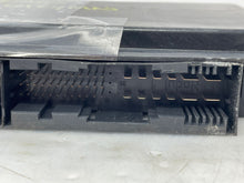 Load image into Gallery viewer, Computer COUNTRYMAN 2014 - NW30042