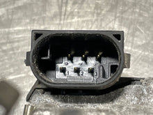 Load image into Gallery viewer, THROTTLE BODY CLK430 CLK500 ML500 SL55 01 - 06 - NW178355
