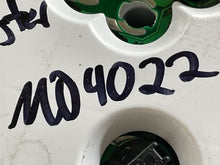 Load image into Gallery viewer, SPEEDOMETER CLUSTER Subaru Forester 2004 04 Auto - NW161786