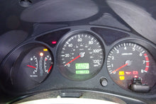 Load image into Gallery viewer, SPEEDOMETER CLUSTER Subaru Forester 2004 04 Auto - NW161786