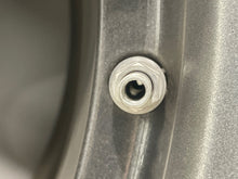 Load image into Gallery viewer, WHEEL 528i 550i 525i 530i 535i 2006 06 2007 07 08 09 10 17x7.5 5 Spoke - NW197925