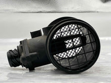 Load image into Gallery viewer, Mass Air Flow Sensor Meter MAF 318i 318ic 318ti 750il Z3 95-01 - NW4769