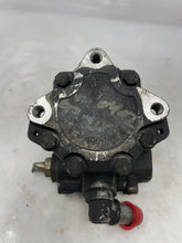 Load image into Gallery viewer, POWER STEERING PUMP BMW 318i 1996 96 1997 97 98 99 - NW163064