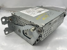 Load image into Gallery viewer, RADIO Jaguar XF XFR 2009 09 2010 10 2011 11 AM FM CD - NW137892