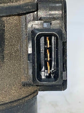 Load image into Gallery viewer, Mass Air Flow Sensor Meter MAF 320i 323i 323ic 323is 325ci Z3 99-05 - NW4777