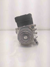Load image into Gallery viewer, ABS ANTI-LOCK BRAKE PUMP Volvo S90 V90 XC90 2016 16 2017 17 - NW2954