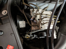 Load image into Gallery viewer, ABS Pump Mercedes-Benz SL600 2004 - NW2143