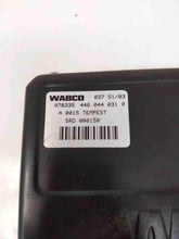 Load image into Gallery viewer, ABS COMPUTER Land Rover Discovery 99 00 01 02 - NW36918