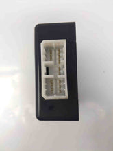 Load image into Gallery viewer, WINDOW CONTROL MODULE COMPUTER Equus 2011 11 2012 12 2013 13 - NW32202
