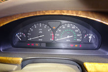 Load image into Gallery viewer, SPEEDOMETER CLUSTER 2000 00 2001 01 - NW160541