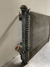 Load image into Gallery viewer, RADIATOR Ford Fusion Mercury Milan Zephyr 06 07 08 09 AT - NW131798