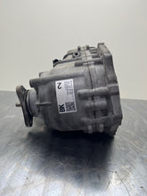 Load image into Gallery viewer, Transfer Case Cadillac ATS 2014 - NW176358