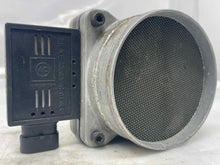 Load image into Gallery viewer, Mass Air Flow Sensor Meter MAF Escalade 1500 Pickup 2500 Pickup 94-04 - NW4503