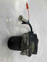 Load image into Gallery viewer, Air Injection Pump Smog Chevrolet Corvette 2000 - NW7964