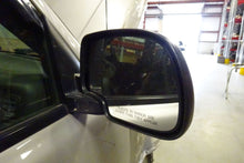 Load image into Gallery viewer, SIDE VIEW MIRROR Suburban Silverado 99 00 01 - 07 Right - NW50983