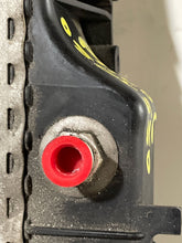 Load image into Gallery viewer, RADIATOR Gl320 Gl450 Gl550 ML320 ML350 ML550 ML63 R320 R350 R500 R63 08-09 - NW132396