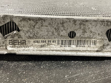 Load image into Gallery viewer, RADIATOR Gl320 Gl450 Gl550 ML320 ML350 ML550 ML63 R320 R350 R500 R63 08-09 - NW132396