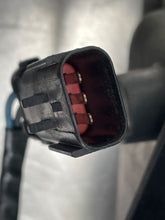 Load image into Gallery viewer, RADIATOR FAN ASSEMBLY Liberty 2004 04 2005 05 3.7L - NW63464