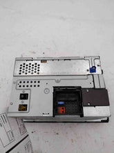 Load image into Gallery viewer, RADIO Mercedes-Benz R320 R350 R500 R63 2007 07 - NW139209