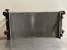 Load image into Gallery viewer, RADIATOR Expedition F150 Pickup F150 Raptor Pickup Raptor Navigator 09-14 - NW131818