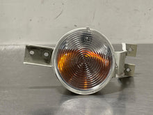 Load image into Gallery viewer, PARKLAMP Mini Cooper 2002 02 03 04 05 06 07 08 Right - NW82269