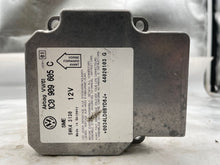 Load image into Gallery viewer, Air Bag computer Passat 2004 04 2005 05 - NW38794