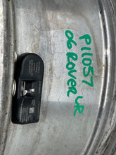 Load image into Gallery viewer, WHEEL RIM Range Rover 2006-2009 19x8 ALLOY - NW200948