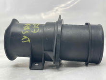 Load image into Gallery viewer, Mass Air Flow Sensor Meter MAF Volkswagen Passat 02 03 04 05 - NW5676