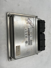 Load image into Gallery viewer, ECU ECM COMPUTER Passat 2002 02 - NW62858