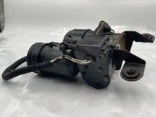 Load image into Gallery viewer, Suspension Air Compressor Pump Cadillac DTS 2008 - NW466162