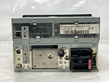 Load image into Gallery viewer, RADIO Mercedes E320 E430 E55 2000 00 - NW138614