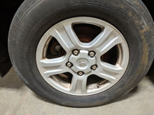 Load image into Gallery viewer, WHEEL RIM Sequoia Tundra 07-17 18x8 ALLOY 18x8, 5 lug, 150mm - NW201422