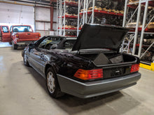 Load image into Gallery viewer, CARRIER ASSEMBLY Mercedes 500SL 1990 90 1991 91 1992 92 - NW47278