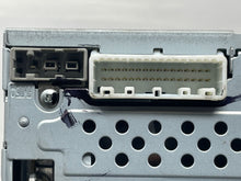 Load image into Gallery viewer, Radio Nissan Sentra 2017 - NW523380