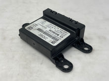 Load image into Gallery viewer, PARK ASSIST CONTROL MODULE COMPUTER Regal Verano Camaro Cruze 10-17 - NW25967