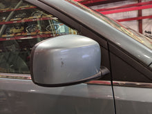 Load image into Gallery viewer, SIDE VIEW DOOR MIRROR Volkswagen Routan 09 10 11 12 13 14 Right - NW53890