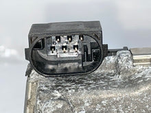 Load image into Gallery viewer, THROTTLE BODY Porsche Cayenne Panamera 2003 03 04 05 06 08 09 10 11 12 13 - NW178454