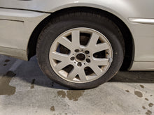 Load image into Gallery viewer, Wheel BMW 330i 323i 325i 320i 00 01 02 03 04 05 06 16x7 Alloy 5 Spoke forked - NW197666