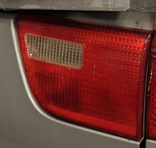 Load image into Gallery viewer, TAIL LIGHT LAMP ASSEMBLY BMW X5 00 01 02 03 Right - NW180734