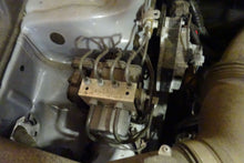 Load image into Gallery viewer, ABS ANTI-LOCK BRAKE PUMP Impreza XV Crosstek 2013 13 2014 14 - NW2569