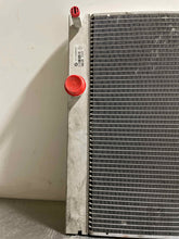 Load image into Gallery viewer, RADIATOR BMW 750i 760i 2006 06 2007 07 2008 08 - NW132035