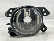 Load image into Gallery viewer, FOG LAMP LIGHT B200 C230 C250 C300 C350 C63 06-13 Bumper Mounted Right - NW211646