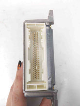 Load image into Gallery viewer, Air Bag Computer Range Rover 2003 03 2004 04 - NW37053