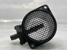 Load image into Gallery viewer, Mass Air Flow Sensor Meter MAF A3 TT EOS Golf Golf GTI Passat 02-10 - NW212240