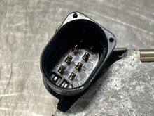 Load image into Gallery viewer, THROTTLE BODY Volkswagen Pasat CC Touareg Q7 2007 07 2008 08 09 10 11 12 - NW212710