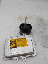 Load image into Gallery viewer, HEADLIGHT LAMP ASSEMBLY BMW 525i 530i 545i 550i M5 05 06 07 Left - NW212512