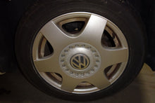 Load image into Gallery viewer, WHEEL Beetle 1998 98 99 00 01 02 03 04 05 16x6.5 Alloy - NW201530