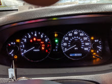 Load image into Gallery viewer, SPEEDOMETER CLUSTER Toyota Avalon 2008 08 2009 09 2010 10 - NW213191